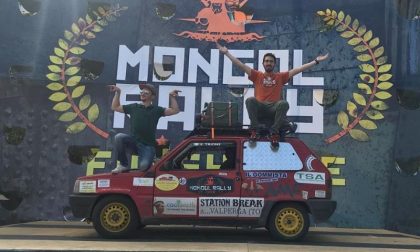 Il Team “Eeh… ma il Pandone” taglia il traguardo del Mongol Rally 2018