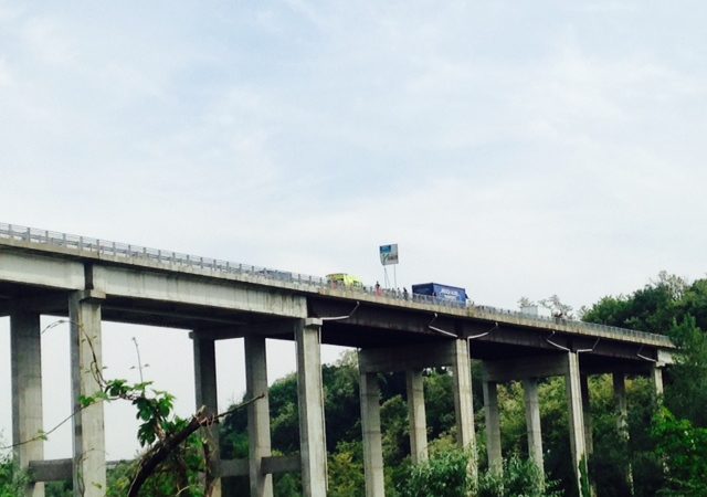 Allarme suicidi, telecamere sul ponte della tangenziale