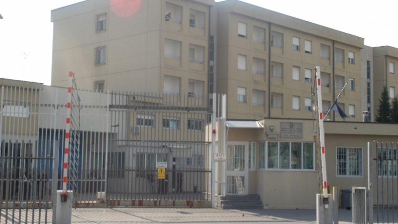 Detenuto evade dal carcere: non rientra dal permesso