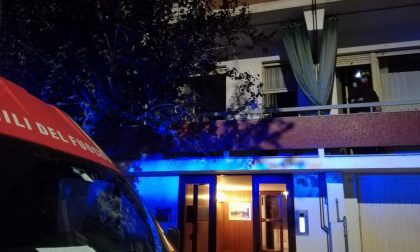 Intervento dei Vigili del fuoco in una palazzina alla stazione ferroviaria (VIDEO)