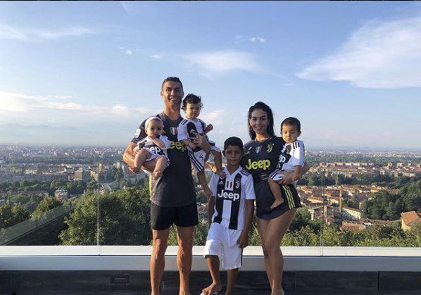 Ronaldo jr a scuola nel J Village