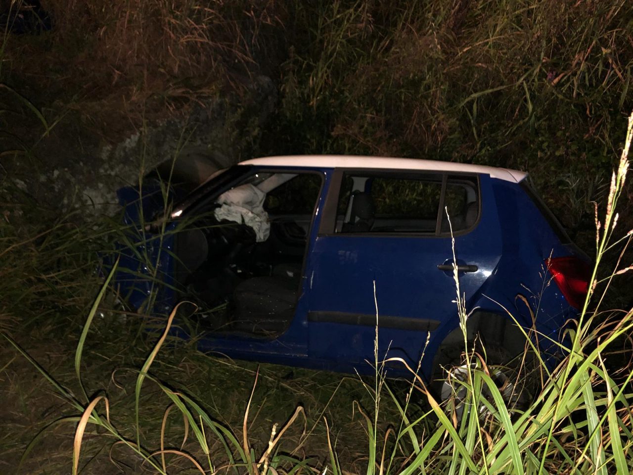 Auto fuori strada, ferito giovane 30enne