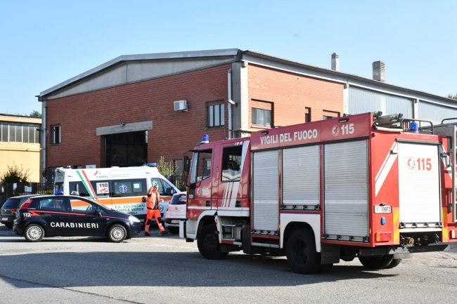 Operaio muore schiacciato da un carico