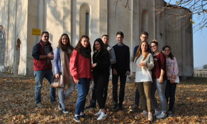 Studenti del Liceo Botta di Ivrea ciceroni alla Chiesa di San Michele in Clivolo