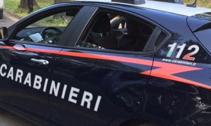 Omicidio a Vercelli: uomo accoltellato in casa