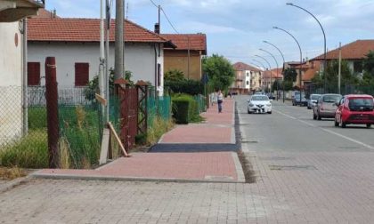 Marciapiedi: polemica in strada Ciriè