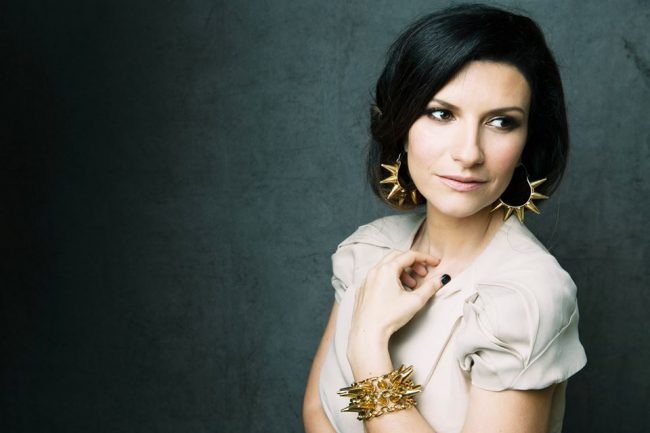 Laura Pausini sbanca a Torino: doppietta (sold out) al PalaAlpitour | VIDEO