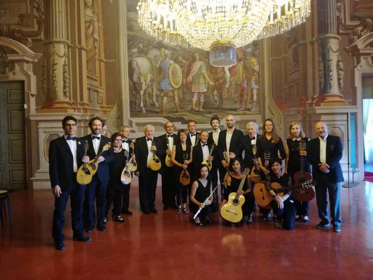 Pioggia di applausi ad Agliè per l’Orchestra Mandolinistica di Torino
