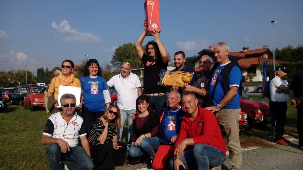 Appassionati di Fiat 500 protagonisti a Pertusio