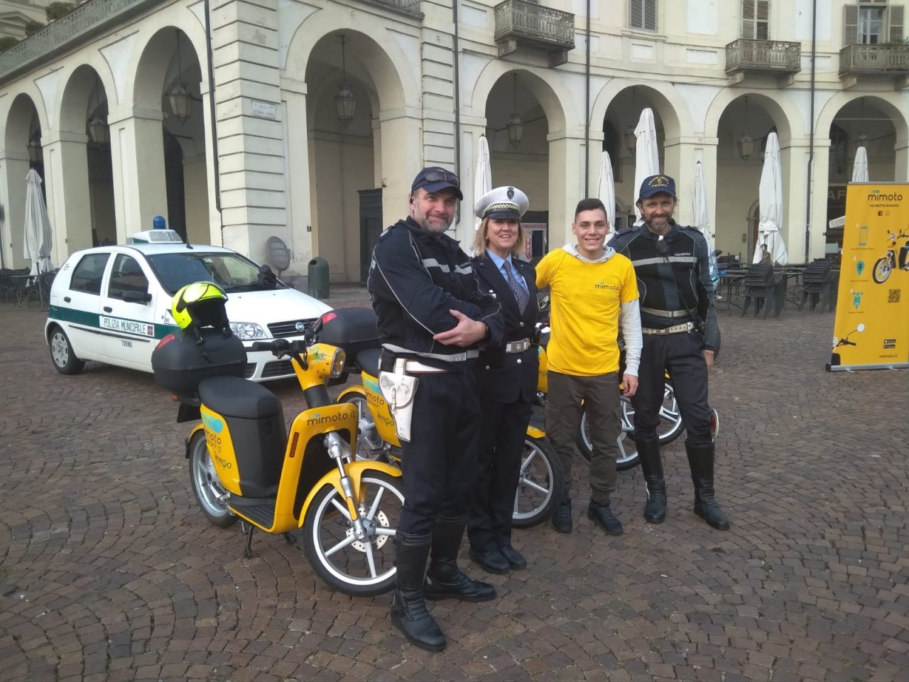 MiMoto moto sharing con scooter elettrici in prova a Torino