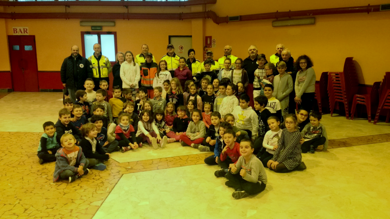 Lezione di sicurezza ed ecologia alla primaria di Ozegna