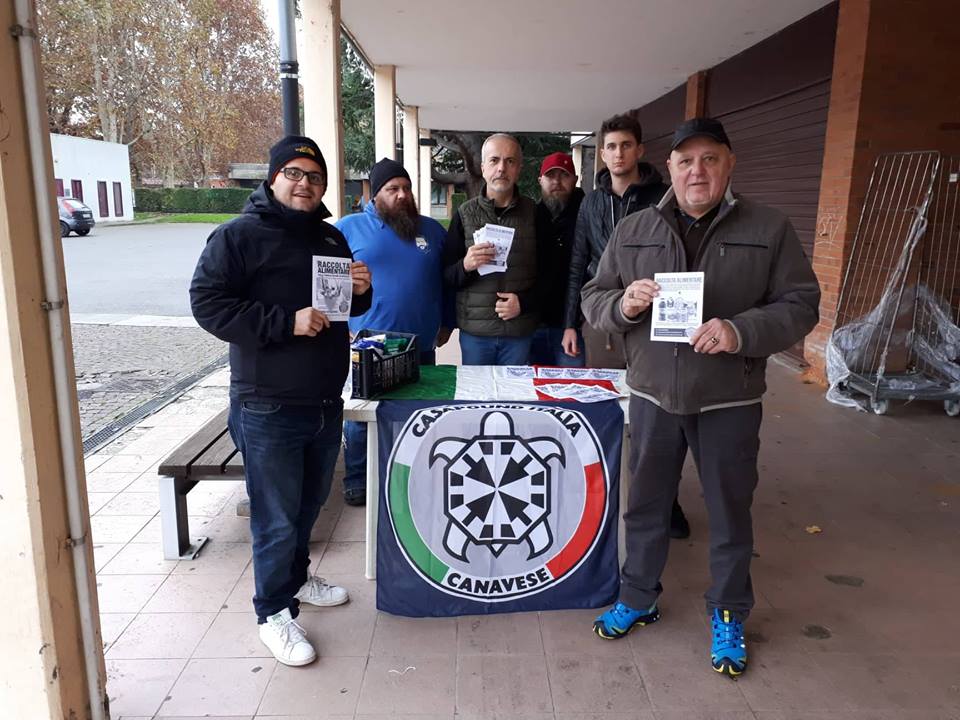 Raccolta alimentare di CasaPound a Bellavista