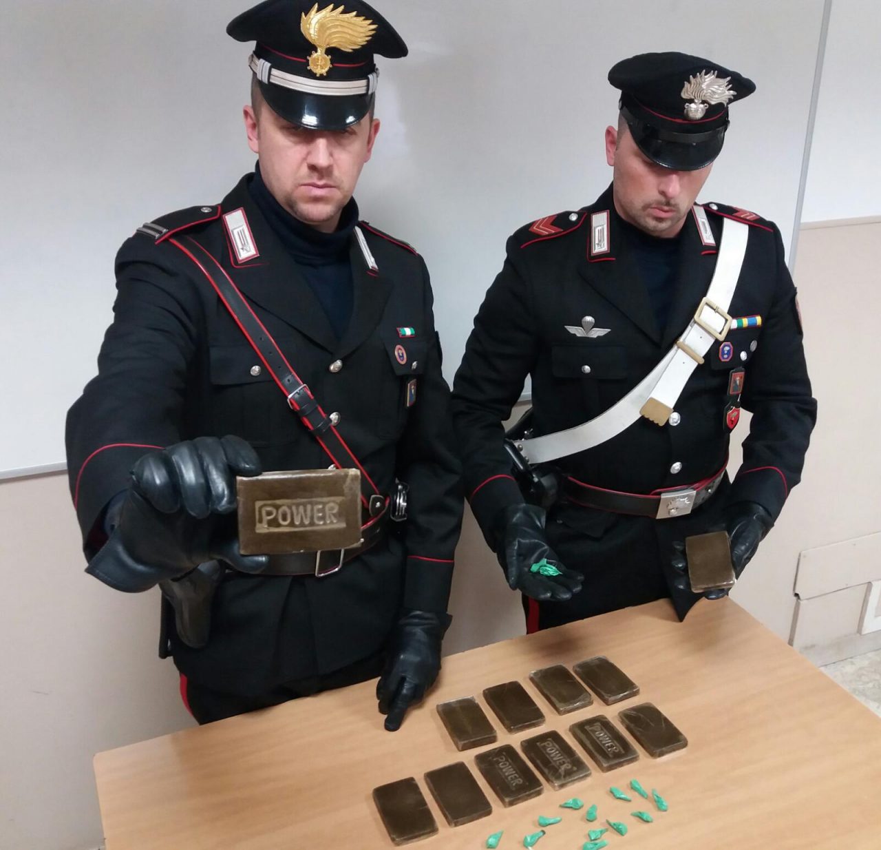 Spacciatore 29enne arrestato a Ivrea | VIDEO