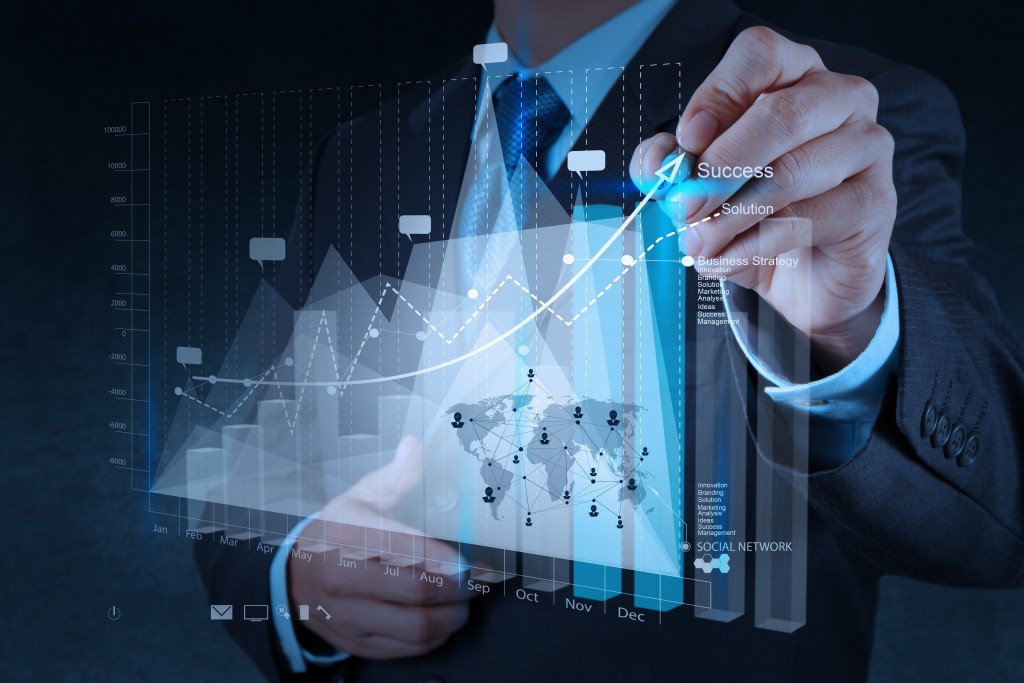 Trading online in Italia: in crescita piattaforme mobile e formazione