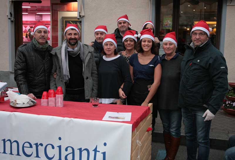 Acquista le mele per l’oratorio