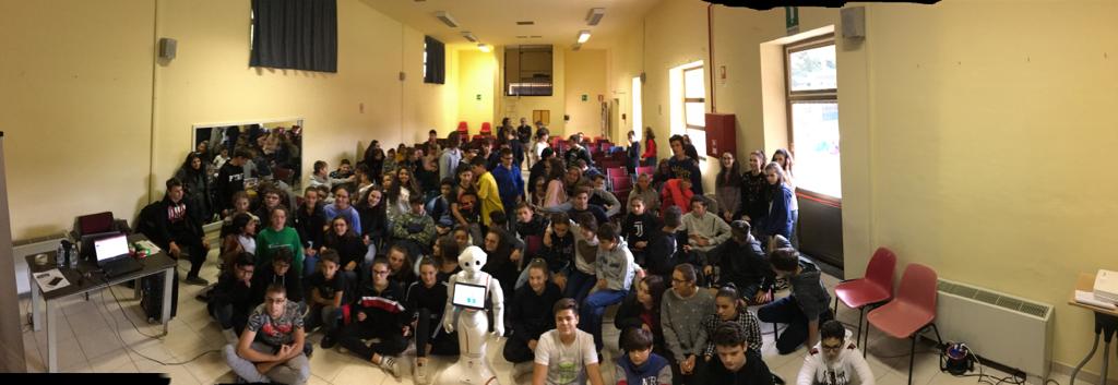 Lezione di economia per spiegare ai giovani il funzionamento delle banche