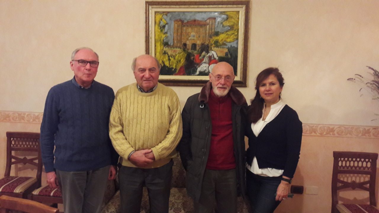 L’artista Miro Gianola dona due quadri alla Casa di riposo Tappero di Agliè