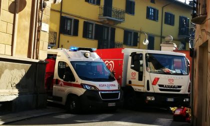 Incidente mortale a Volpiano, ciclista investito da un camion