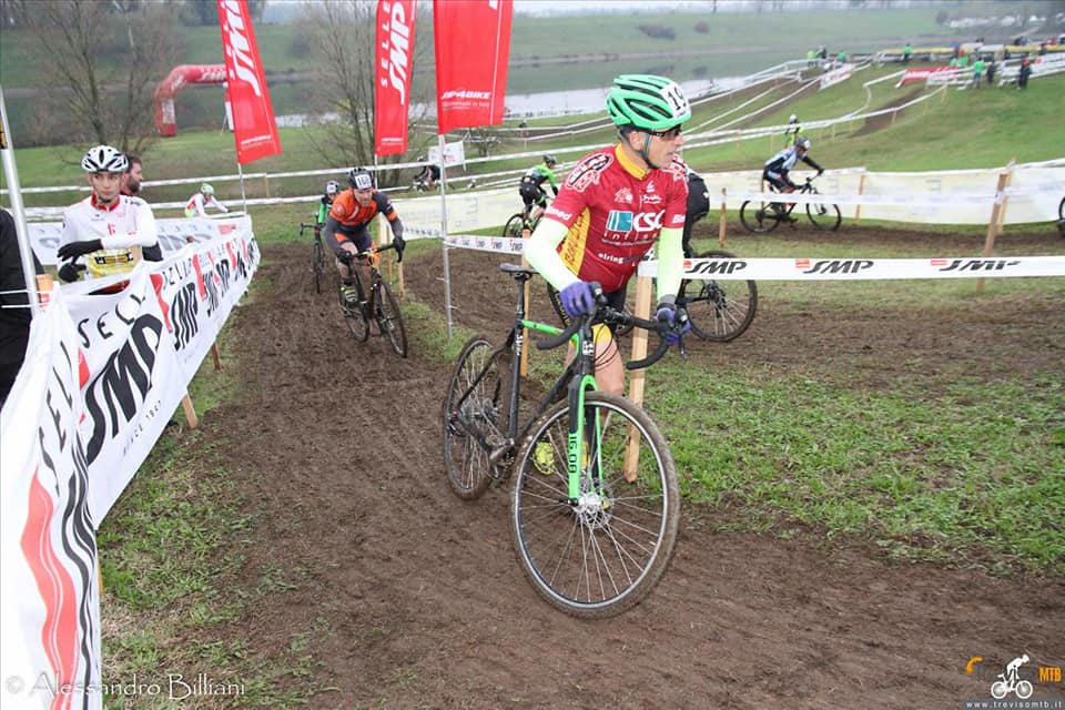 Nel ciclocross la Cicloteca si difende alla grande