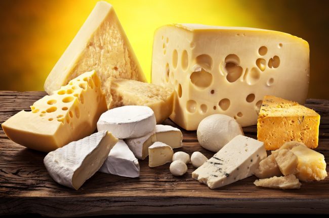 Salmonella nel formaggio e mercurio nel tonno. Ritirati 75 prodotti dal mercato
