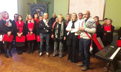 La mostra Atmosfere natalizie visitabile in Municipio a Cuorgnè