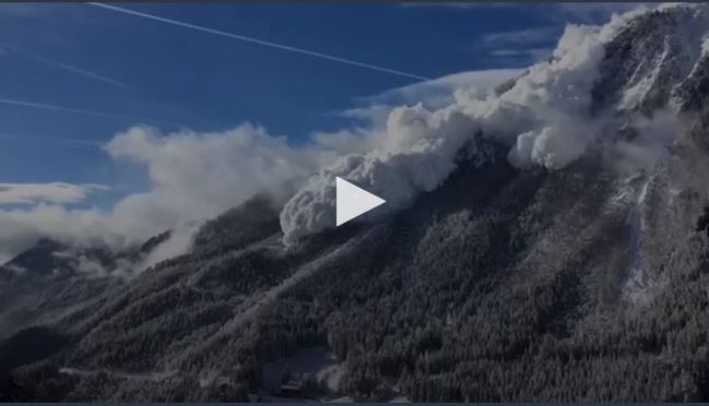 Enorme valanga in Svizzera: il video diventa virale