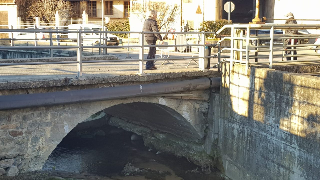Già riaperto il ponticello sul rio San Pietro in via San Sebastiano a Castellamonte