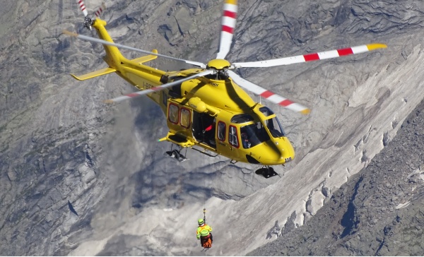 Alpinista precipita durante l’escursione a Punta Collerin