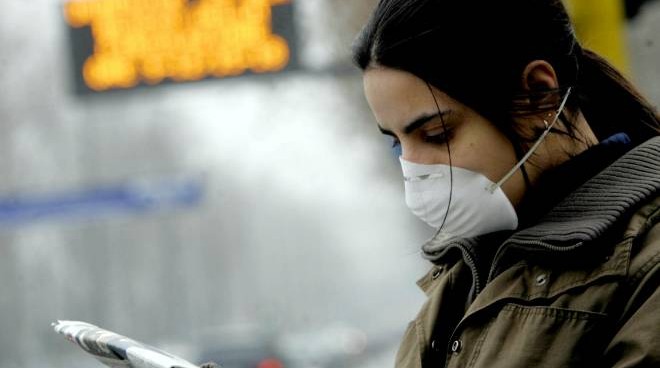 Blocco del traffico prolungato, l’emergenza smog rimane