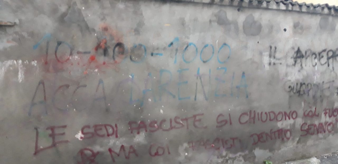 Rebel Firm Ivrea ripulisce il muro davanti al centro sociale