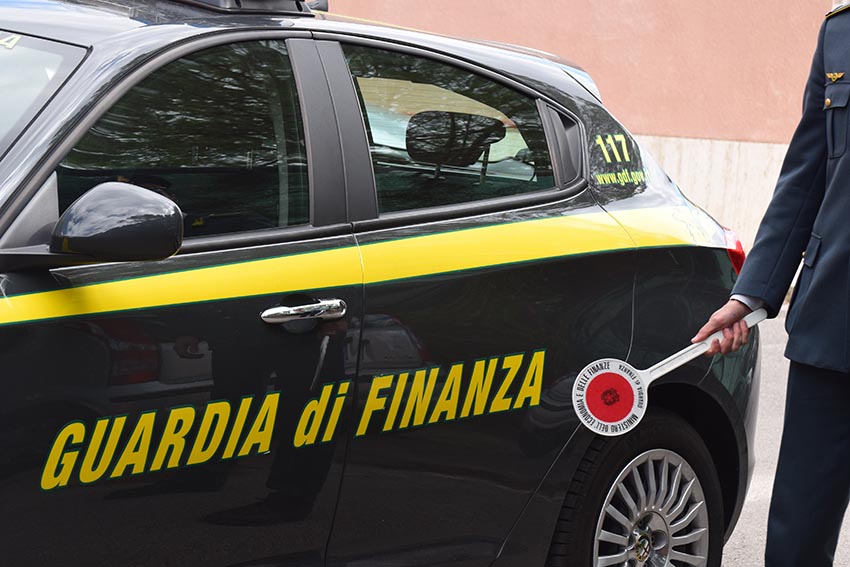 Professoressa percepiva la disoccupazione ma nel frattempo lavorava
