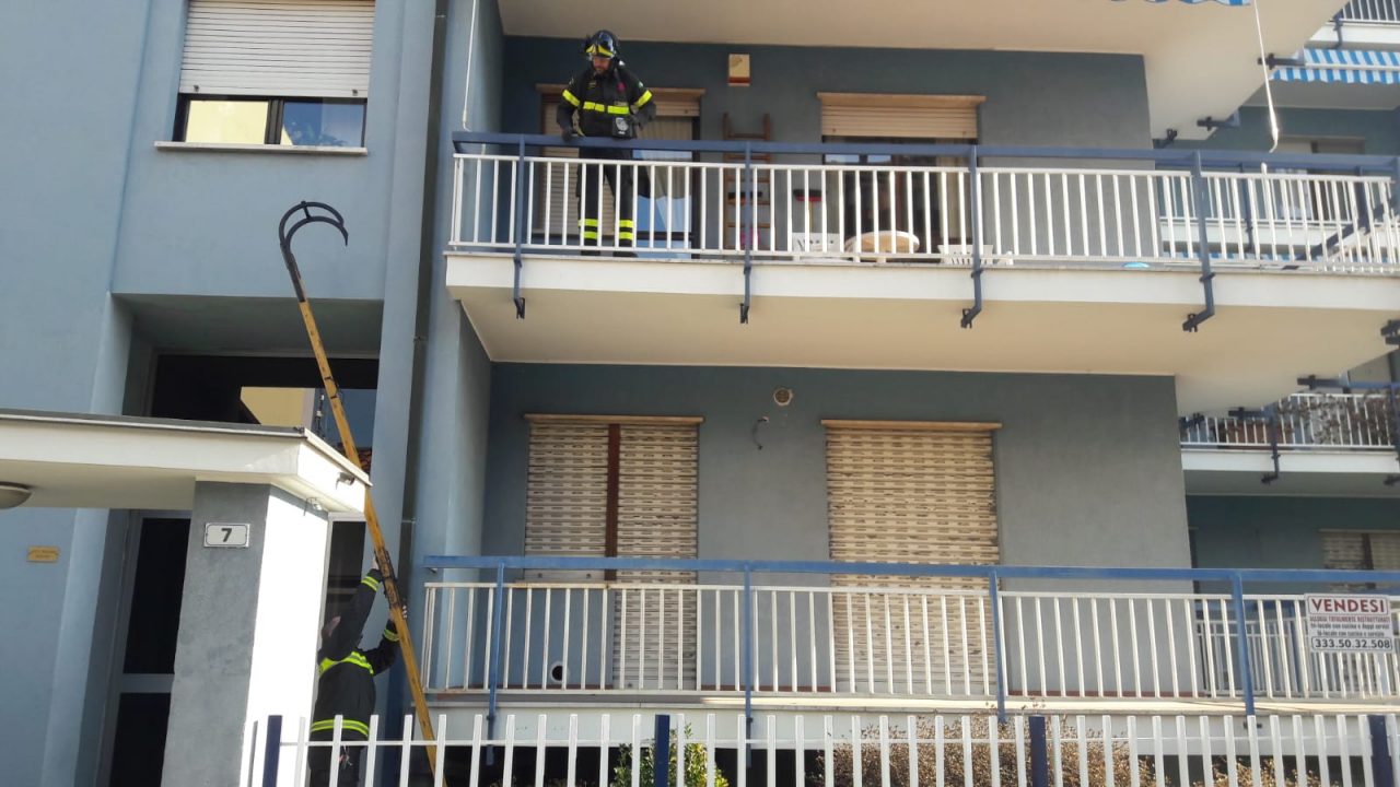 Anziani soccorsi in casa a Rivarolo | FOTO