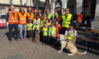Giornata ecologica a Castellamonte: in centinaia per ripulire la città