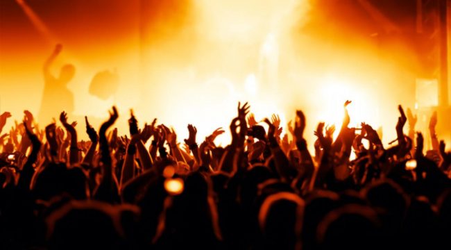 Discoteca sovraffollata: scoperte il doppio delle persone consentite