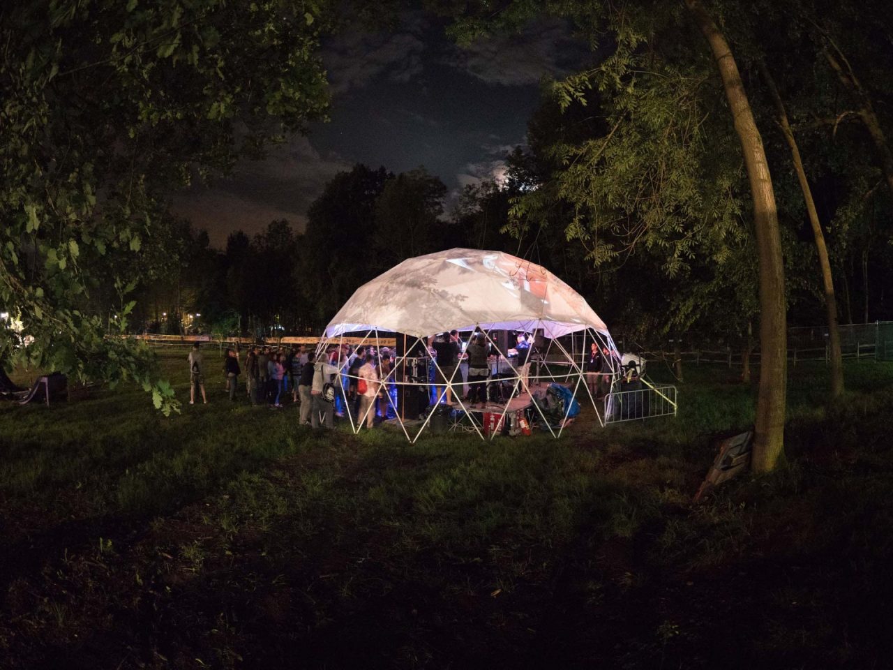 Apolide festival torna la musica live tra boschi e natura