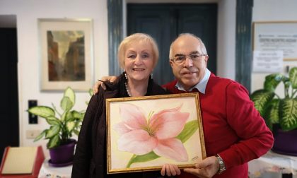 Un'opera di Vilma Giaudrone donata al Centro anziani di Cuorgnè