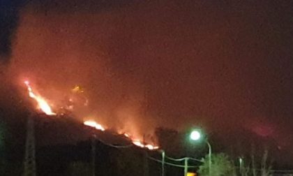 Incendi in Canavese: è stata una lunga notte di lavoro