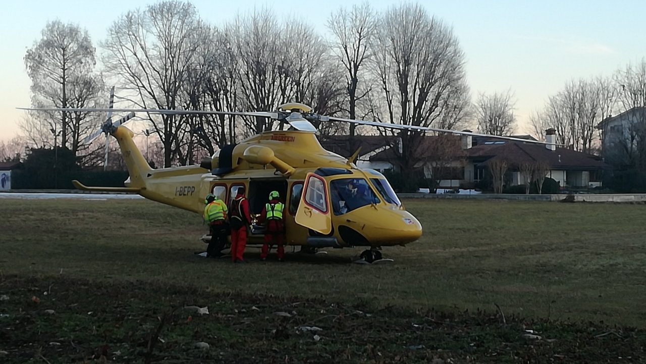 San Benigno Canavese: auto contro trattore, 47enne elitrasportato al Cto di Torino