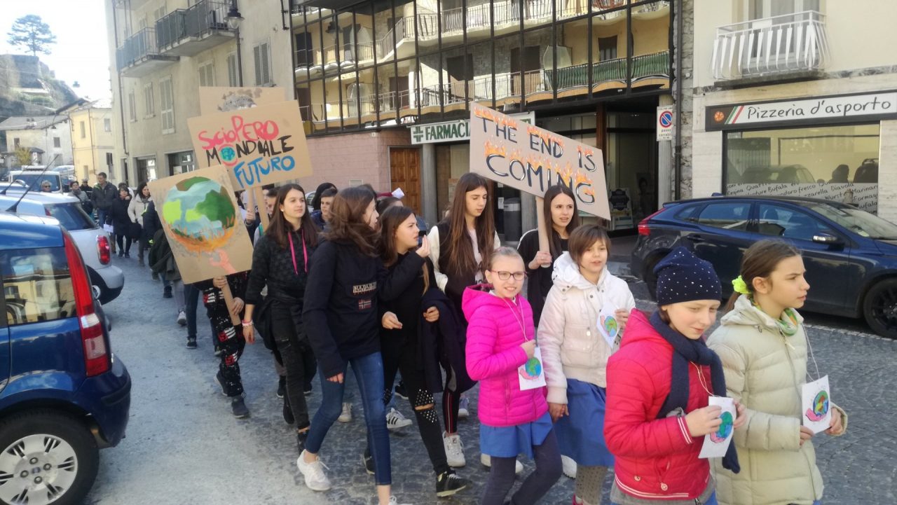 I giovani della valle hanno partecipato allo Sciopero per il clima