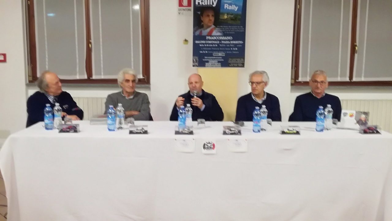 Quasi 200 appassionati di motori alla serata con ospite Miki Biasion