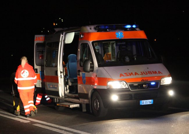 Ventunenne pugnalato a Torino, è gravissimo