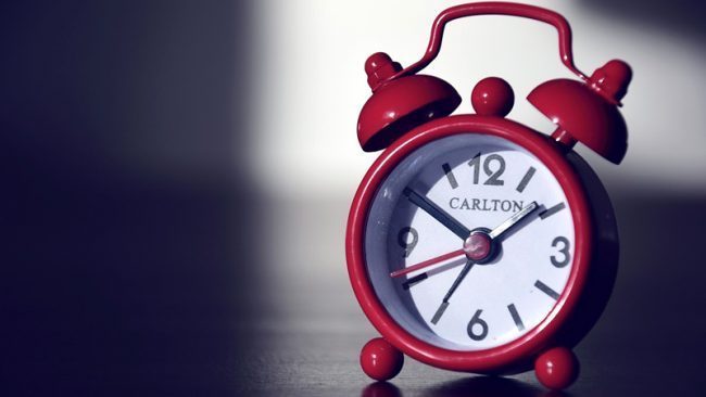 Domenica torna l’ora legale. Dal 2021 addio al cambio orario?