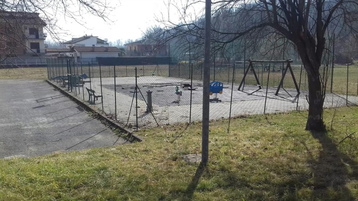 Riordino urbano: i parchi gioco di Lombardore si rifanno il look