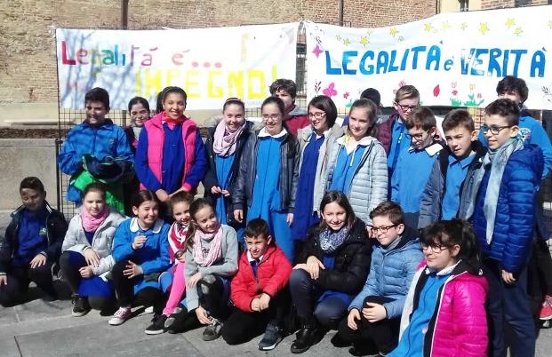 Giovani leinicesi in piazza per la Giornata della memoria e dell’impegno