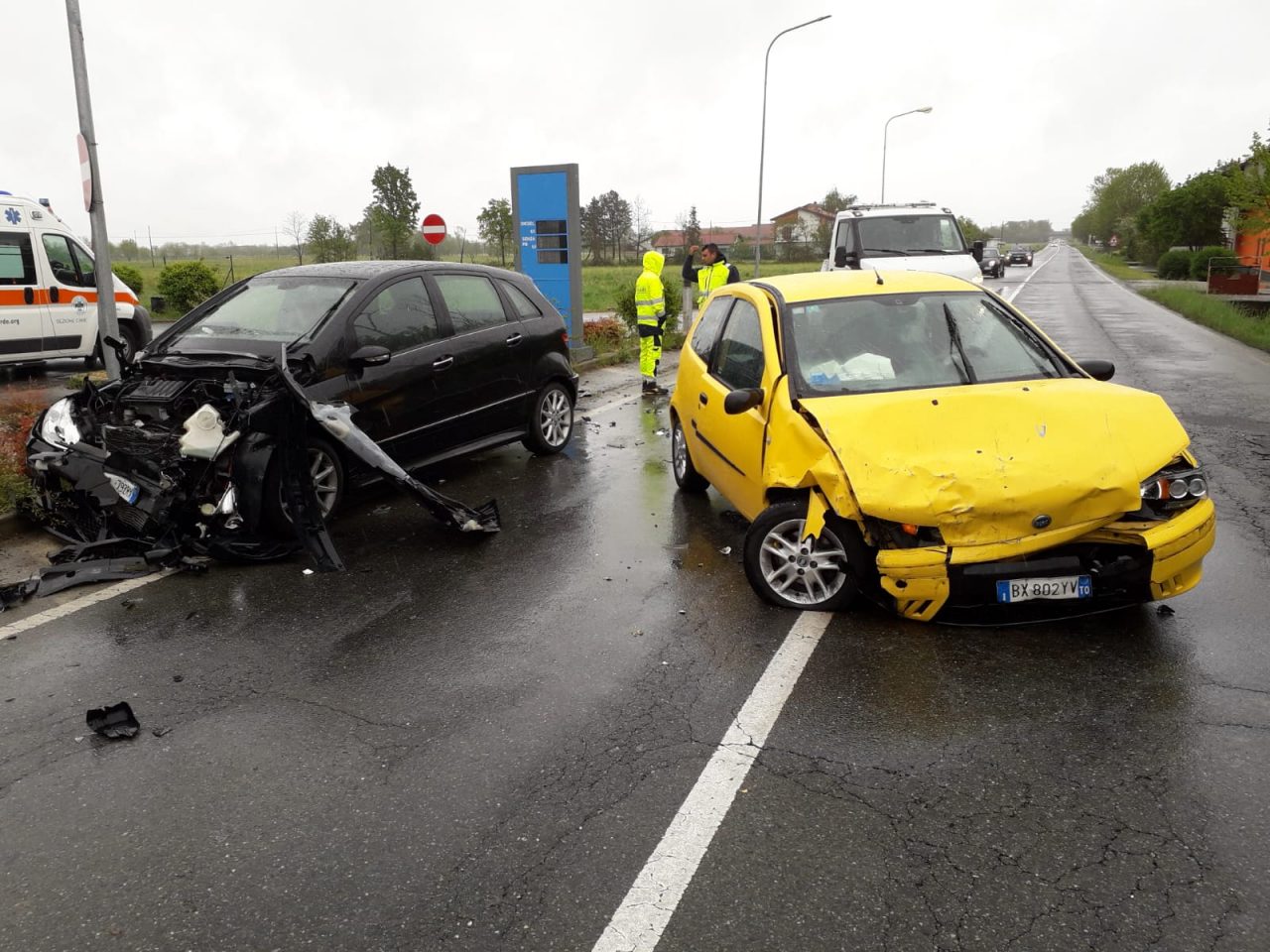 Incidente a Caselle in strada Leini, due auto coinvolte