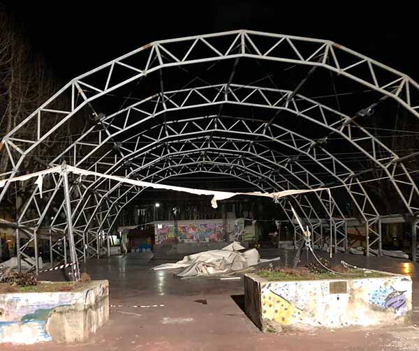 Piove: salta intitolazione palatenda… Che non c’è!