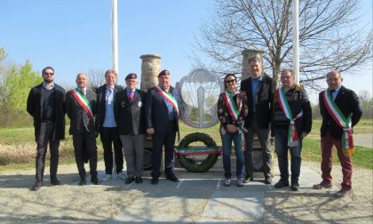 Lombardore: inaugurato il monumento ai Paracadutisti d'Italia