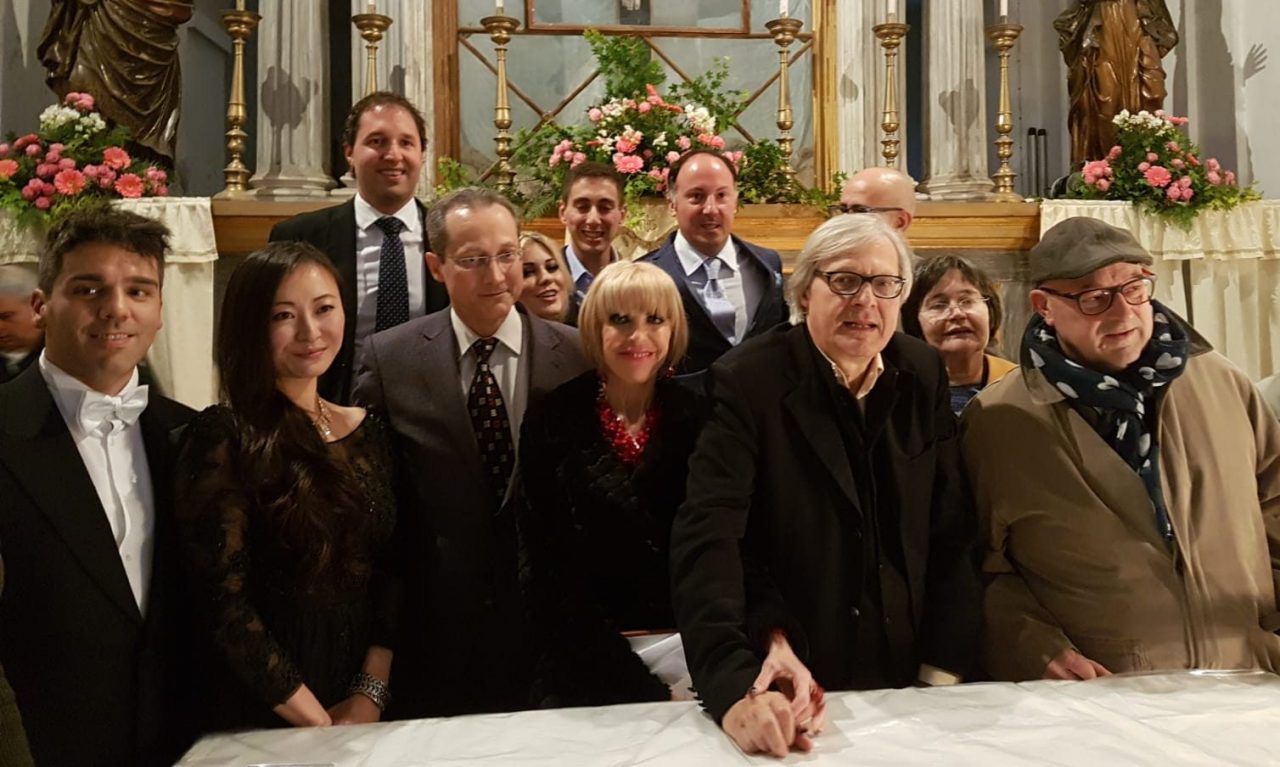 Vittorio Sgarbi ad Agliè per il restyling della chiesa di San Gaudenzio