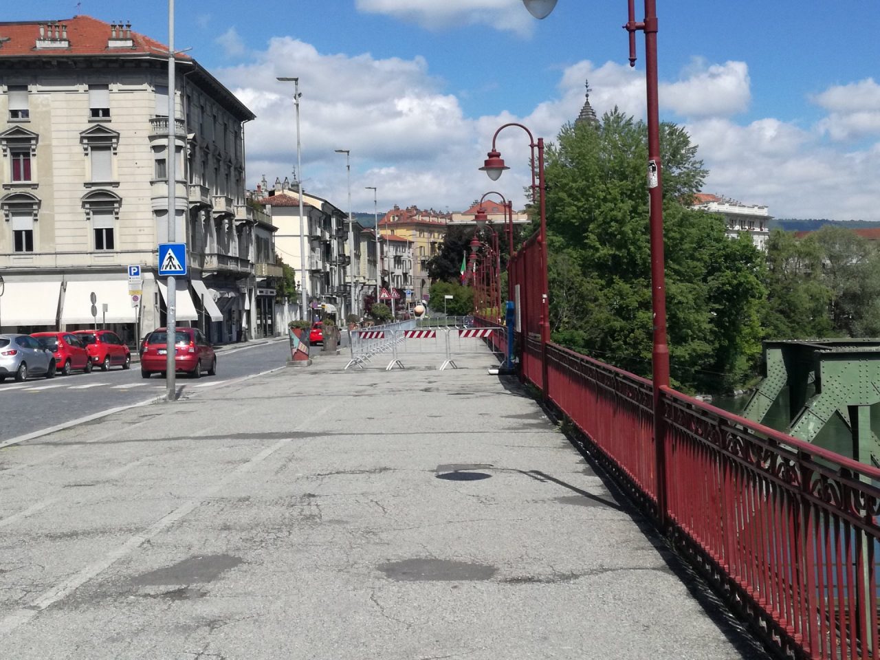 Marciapiede Lungodora  controllo del solaio sottostante