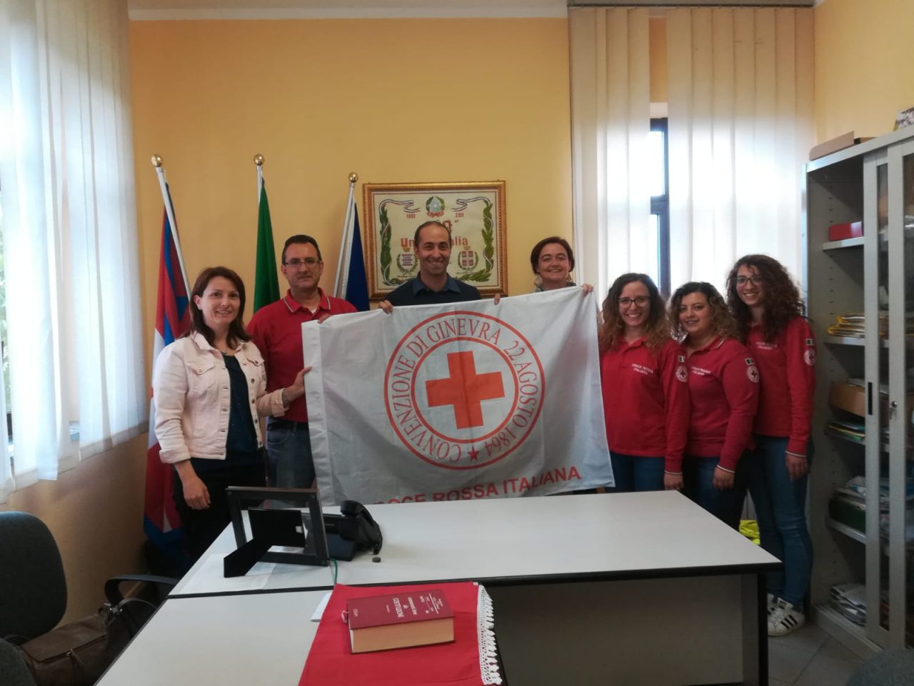 Giornata della Croce rossa per celebrare il gruppo di volontari